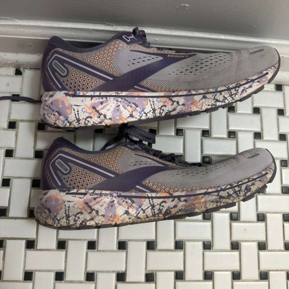 Brooks Gray and Purple Athletic Sneakers
